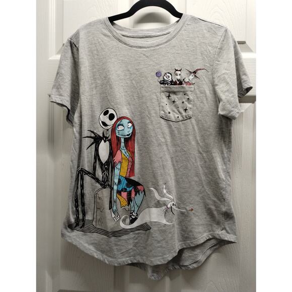 Disney Juniors' Size XL (15-17) Nightmare Before Christmas Halloween Graphic Tee - Picture 1 of 7